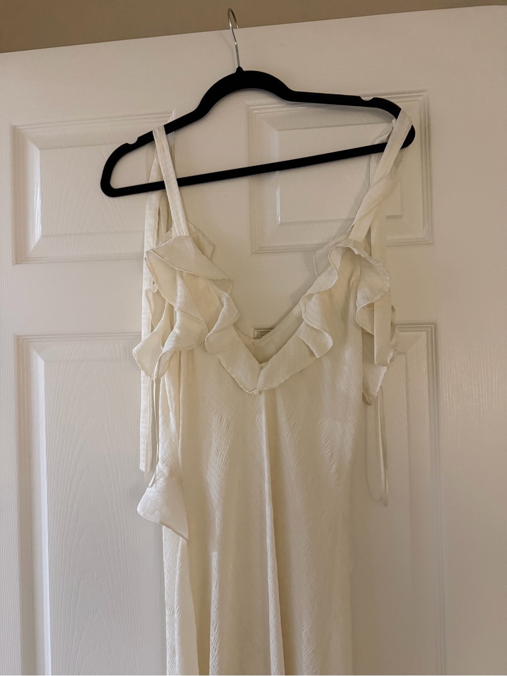 ASTR THE LABEL - Sorbae Ruffle Maxi Dress - Picture 4 of 5